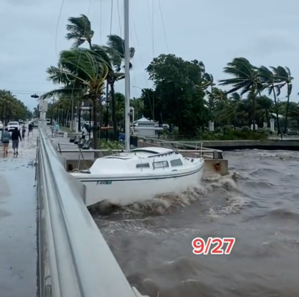 Hurricane Ian: TikTokers livestream devastation as category 4 storm makes landfall in Florida